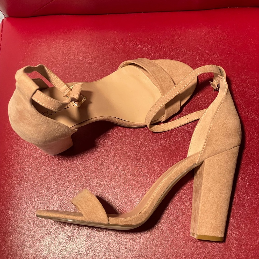 Nude sandals